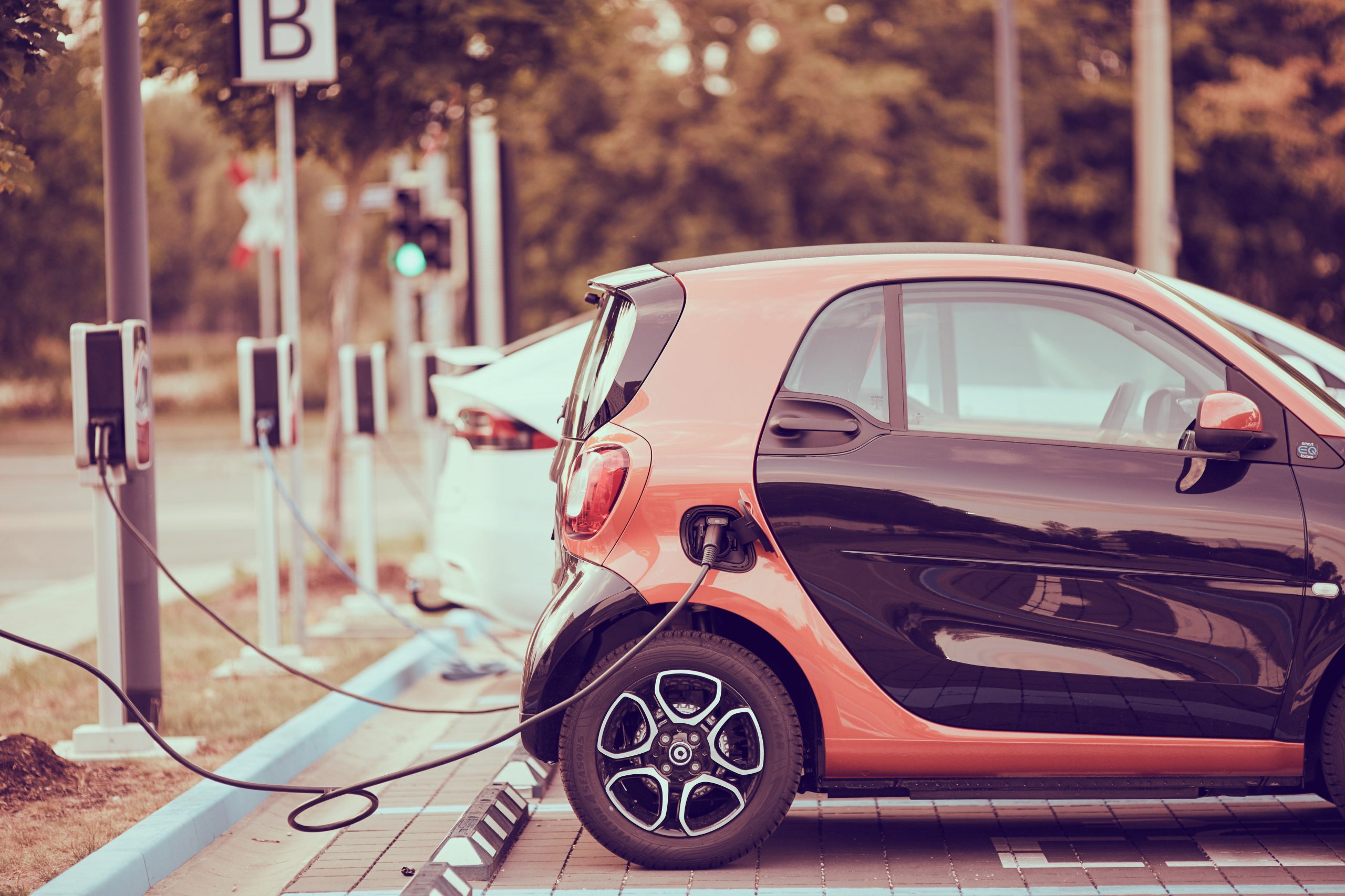 Eine Wette auf die Zukunft – Zur Nachhaltigkeit von E-Auto-Batterien